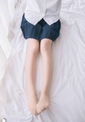 欧美极品翘臀美女_DVD免费在线播放
